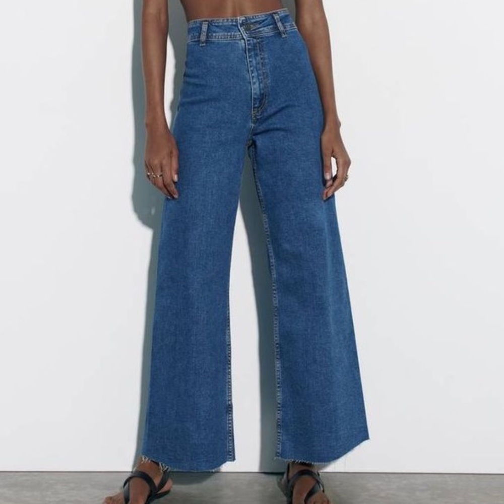 Zara Marine Straight Wide Leg Women's Blue Jeans size us 4, darker wash, denim